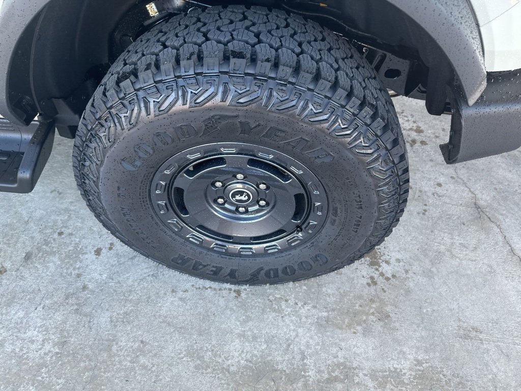 New 2025 Ford Bronco Outer Banks w/ Sasquatch Package image 27