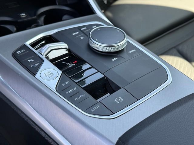 Used 2025 BMW 330i xDrive Sedan w/ M Sport Package image 27