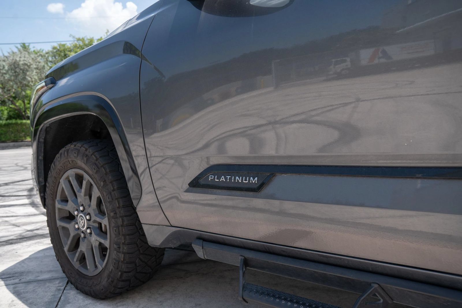 Used 2023 Toyota Tundra Platinum AWD/4WD image 9