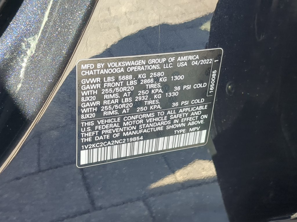 Certified 2022 Volkswagen Atlas Cross Sport SE AWD/4WD image 37