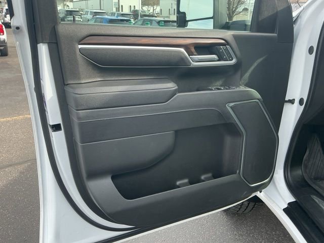 Used 2025 GMC Sierra 3500 SLT w/ X31 Off-Road Package image 14