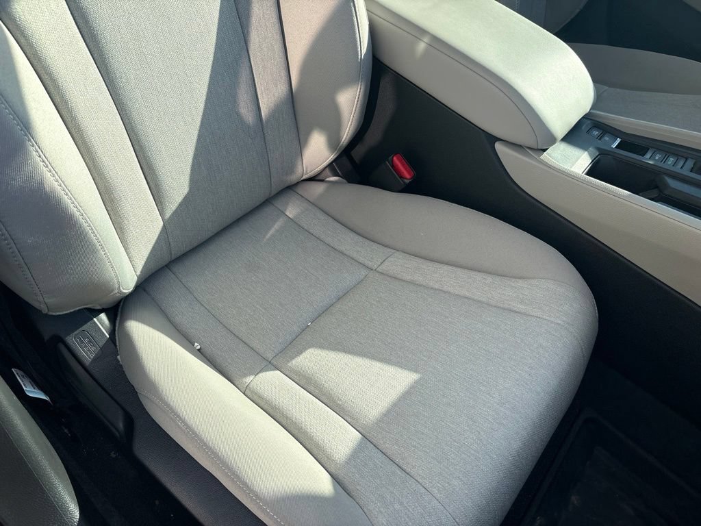 Certified 2025 Honda Accord SE image 26