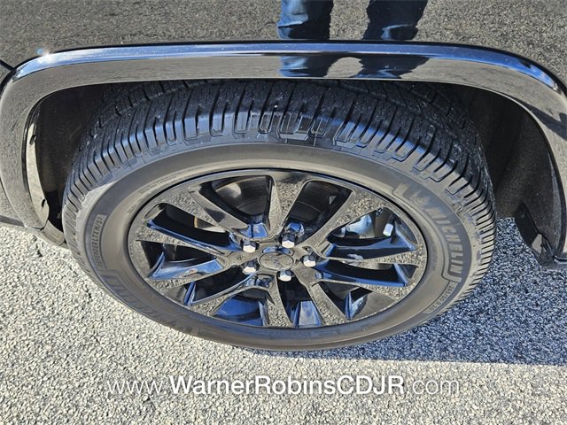 Used 2020 Jeep Grand Cherokee Altitude image 17