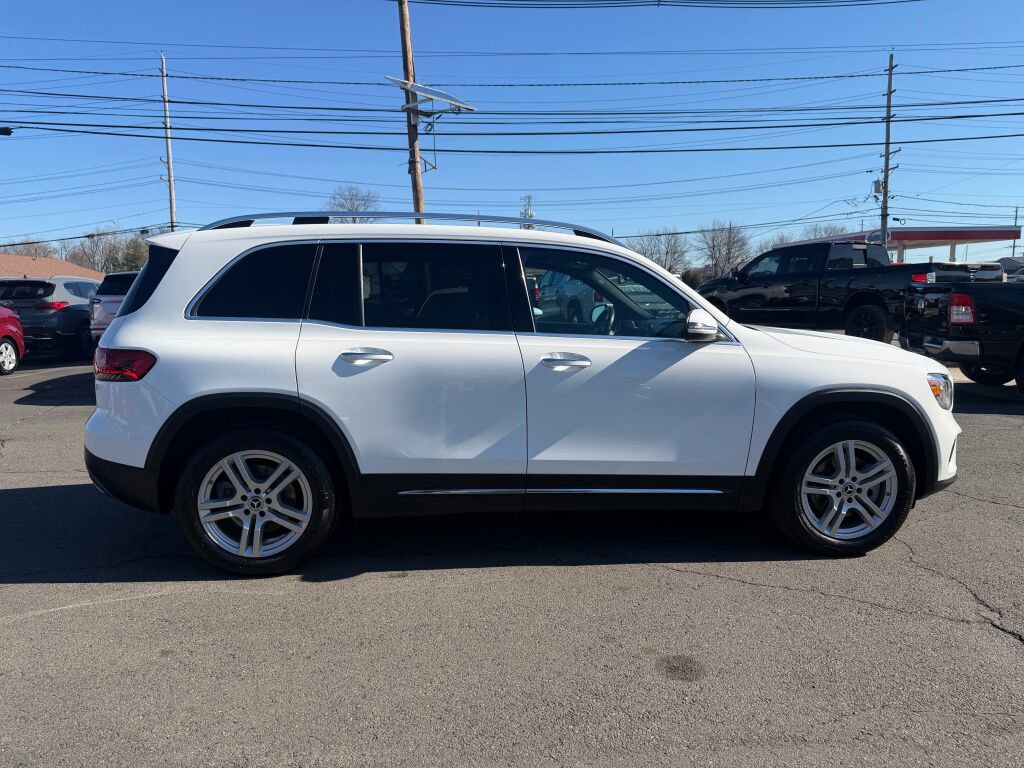 Used 2022 Mercedes-Benz GLB 250 4MATIC image 8