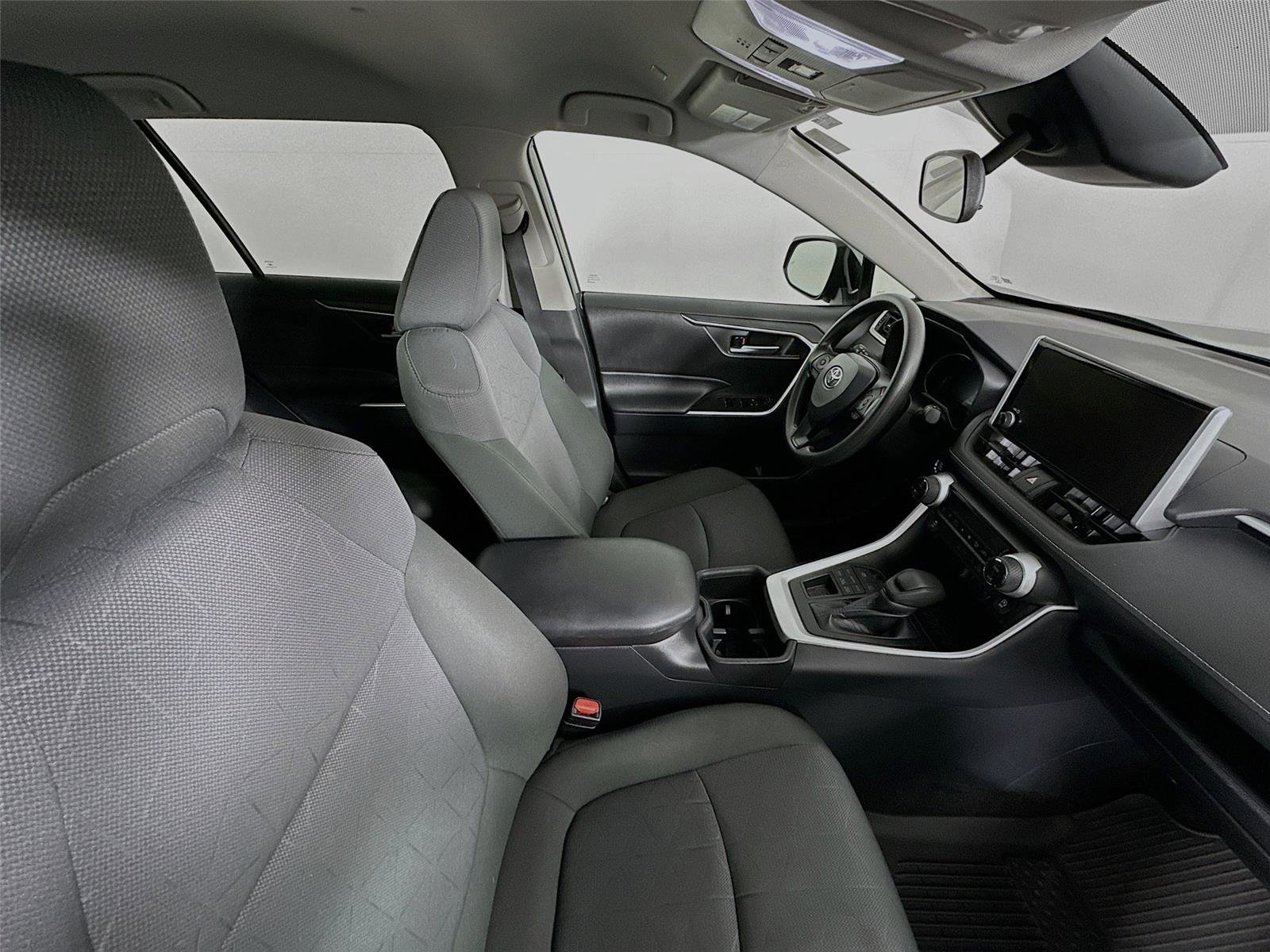 Certified 2025 Toyota RAV4 XLE image 26