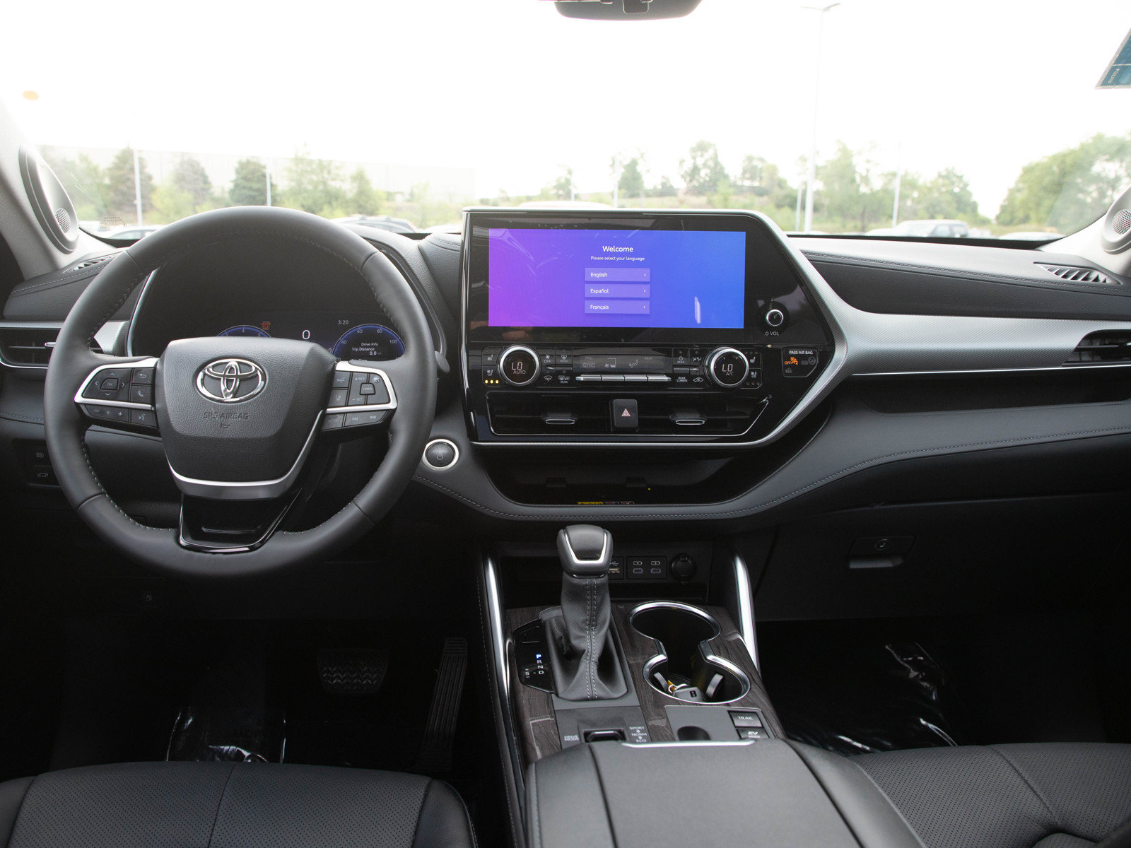 Used 2026 Toyota Highlander Platinum AWD/4WD image 18