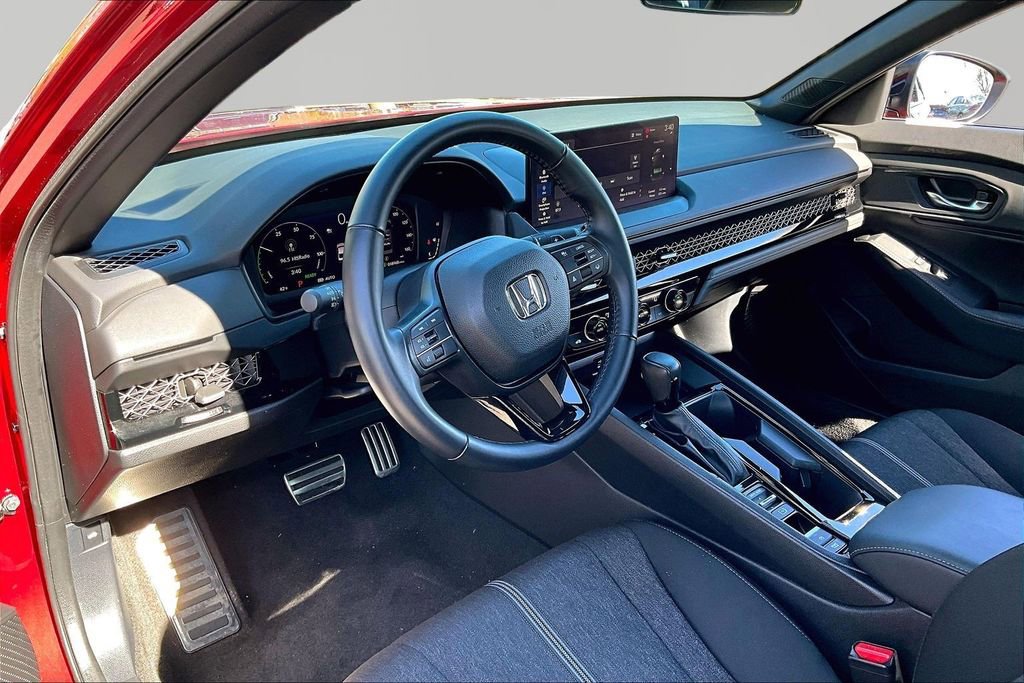 Used 2023 Honda Accord Sport image 14