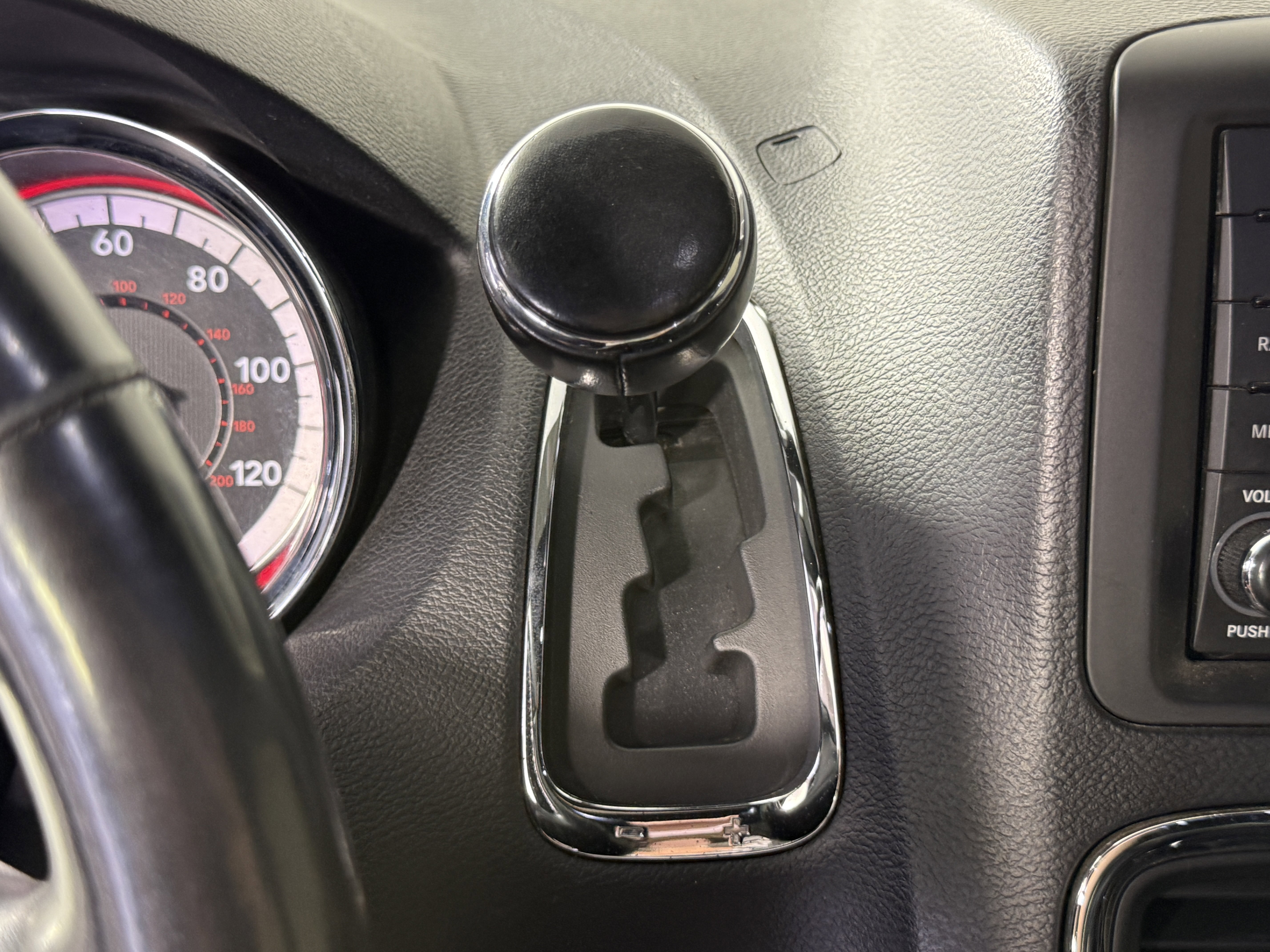 Used 2020 Dodge Grand Caravan GT image 22