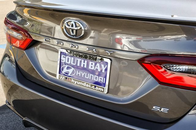 Used 2024 Toyota Camry SE FWD image 7