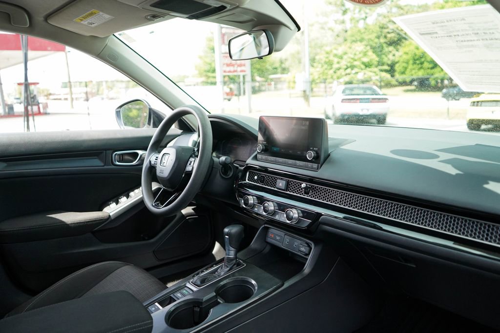 Used 2025 Honda Civic LX image 13