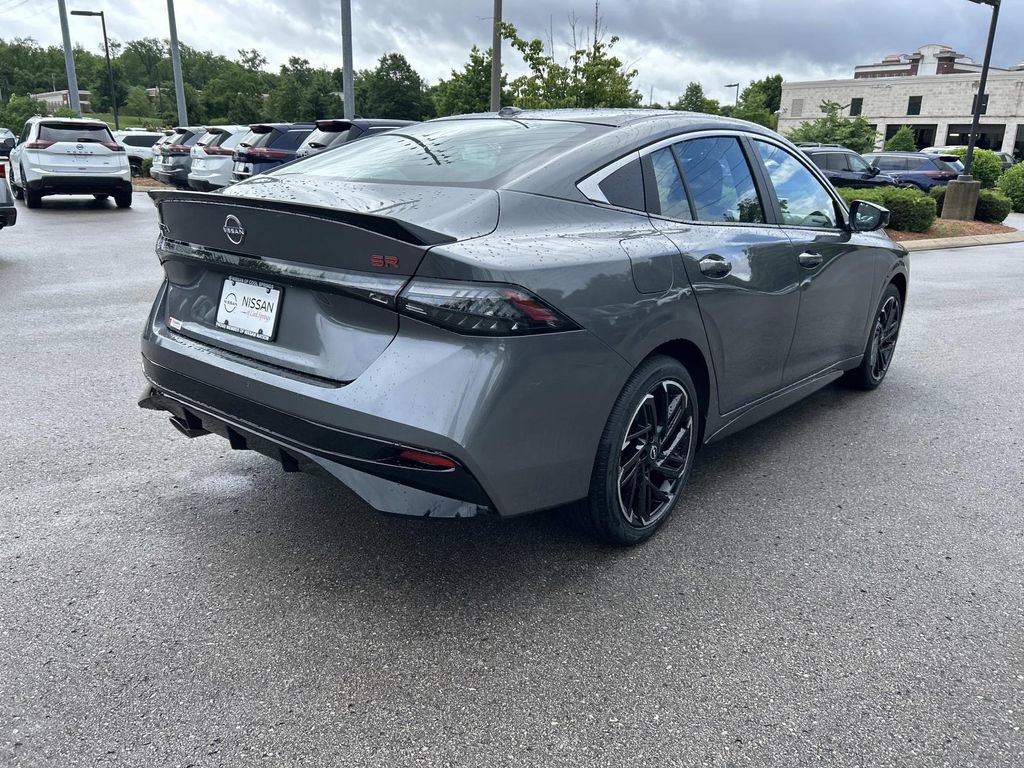 New 2026 Nissan Sentra SR w/ Floor Mat Package FWD image 7