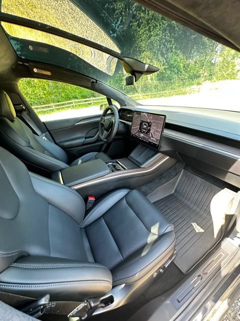 Used 2024 Tesla Model X AWD/4WD image 25
