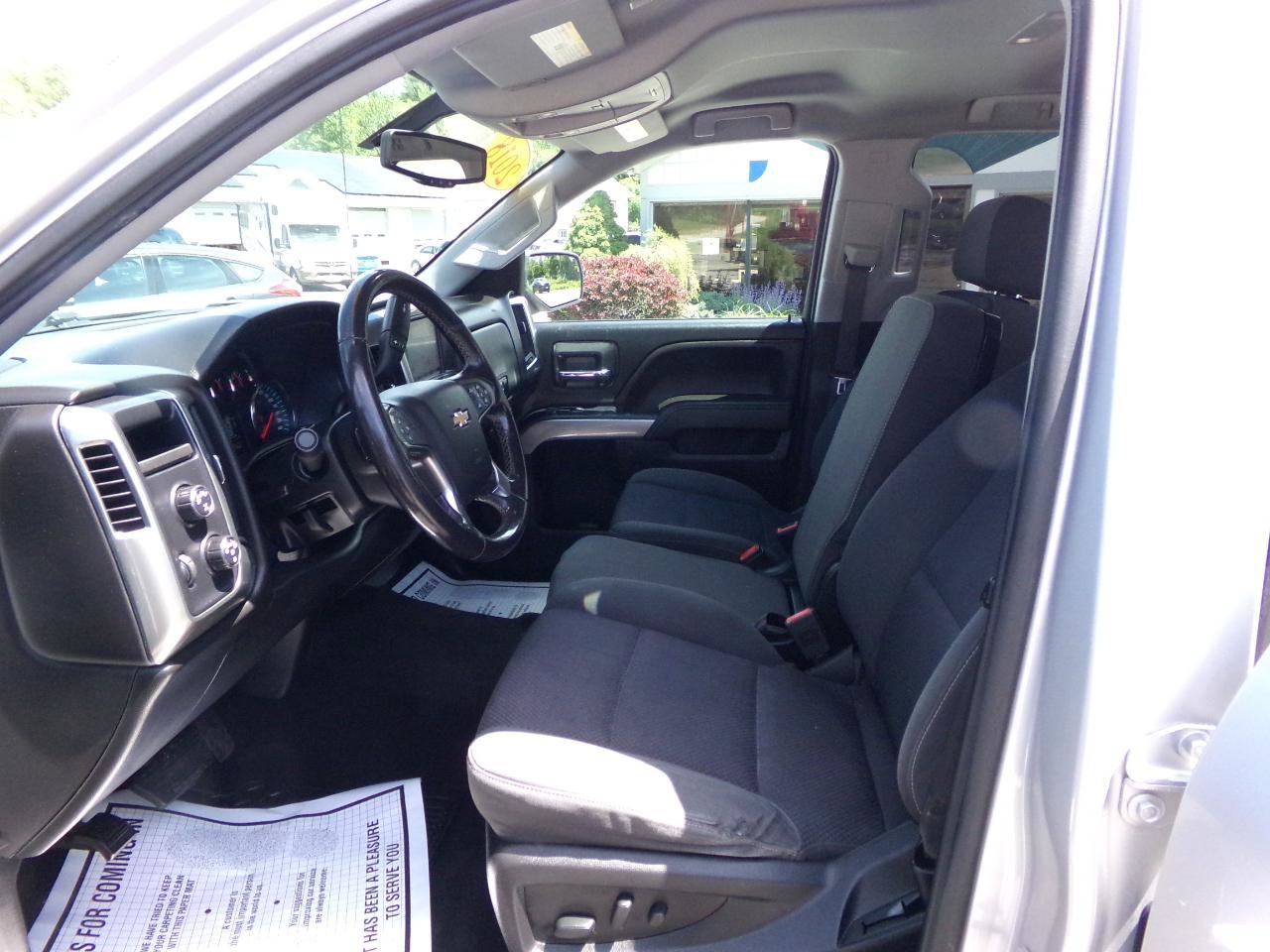 Used 2018 Chevrolet Silverado 1500 LT w/ All Star Edition AWD/4WD image 14