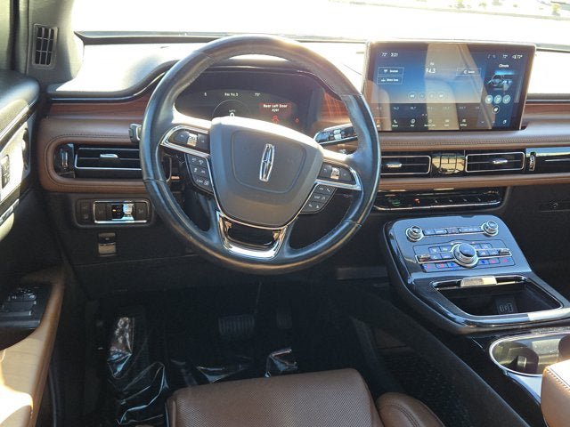 Used 2023 Lincoln Nautilus Reserve w/ Equipment Group 201A AWD/4WD image 17