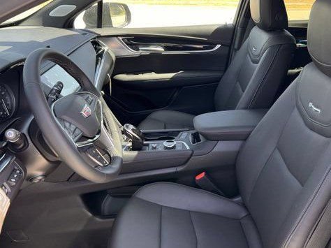 New 2026 Cadillac XT5 Premium Luxury w/ LPO, ONYX Package FWD image 21