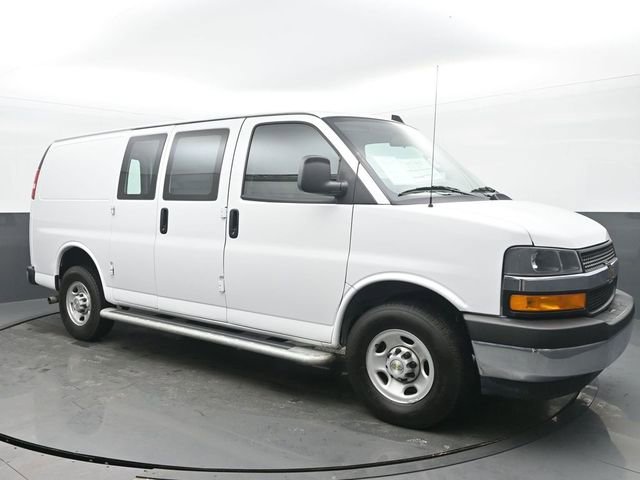 Used 2024 Chevrolet Express 2500 w/ Driver Convenience Package image 7