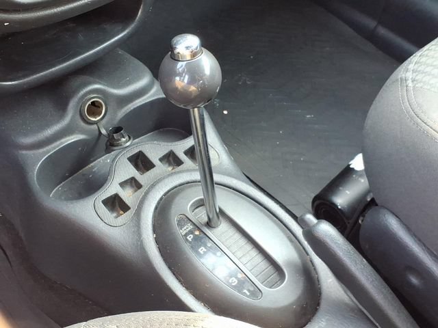 Used 2005 Chrysler PT Cruiser Touring FWD image 21