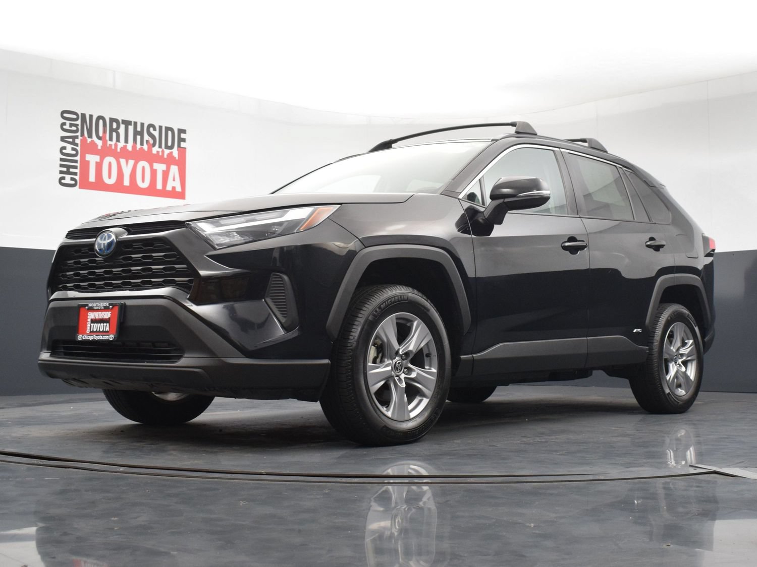 Used 2022 Toyota RAV4 XLE w/ Convenience Package AWD/4WD image 32