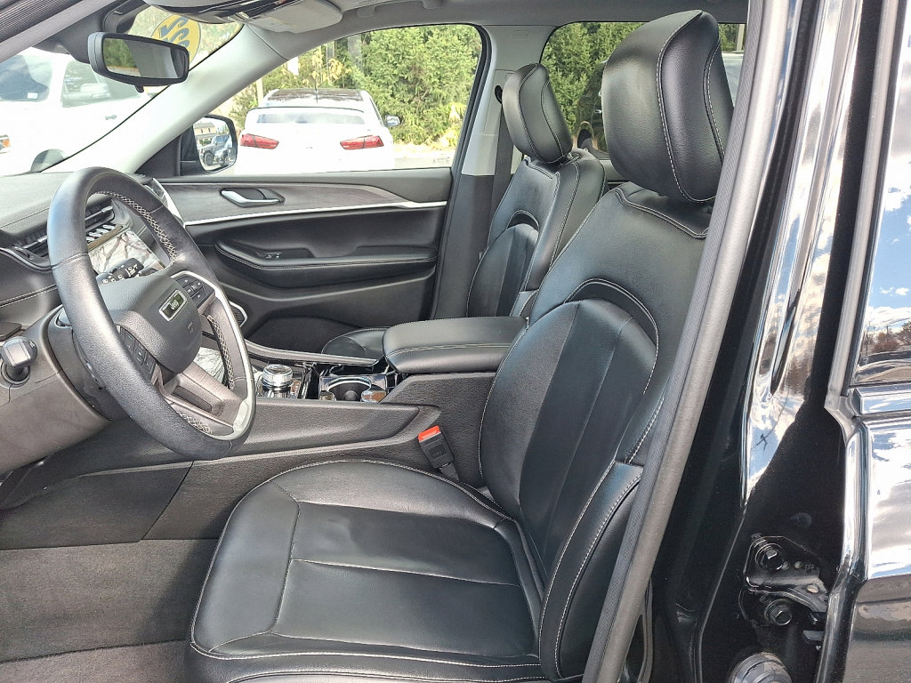 Certified 2022 Jeep Grand Cherokee L Limited image 23