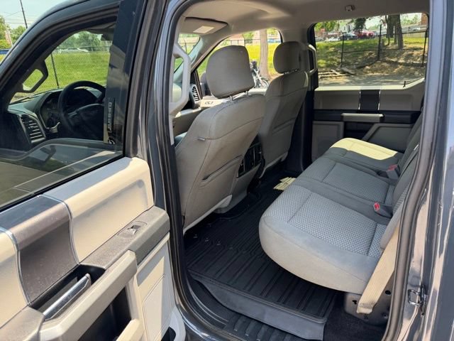 Used 2017 Ford F150 XLT w/ Heavy-Duty Payload Package AWD/4WD image 22
