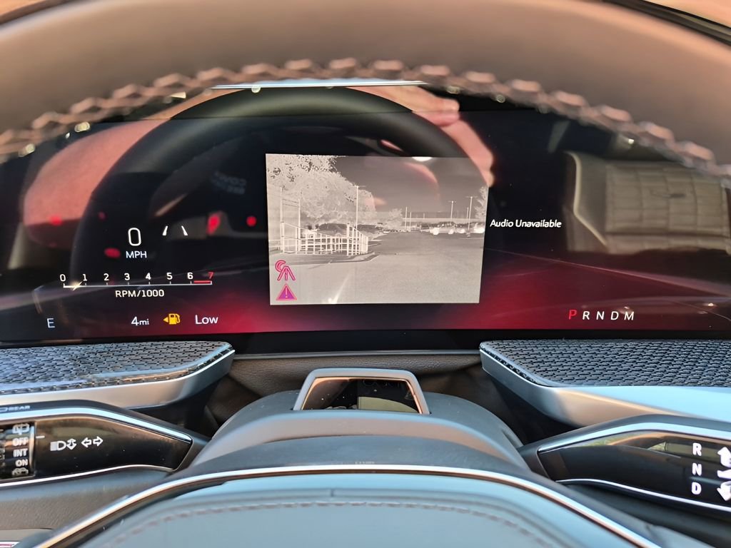 New 2026 Cadillac Escalade ESV V image 38