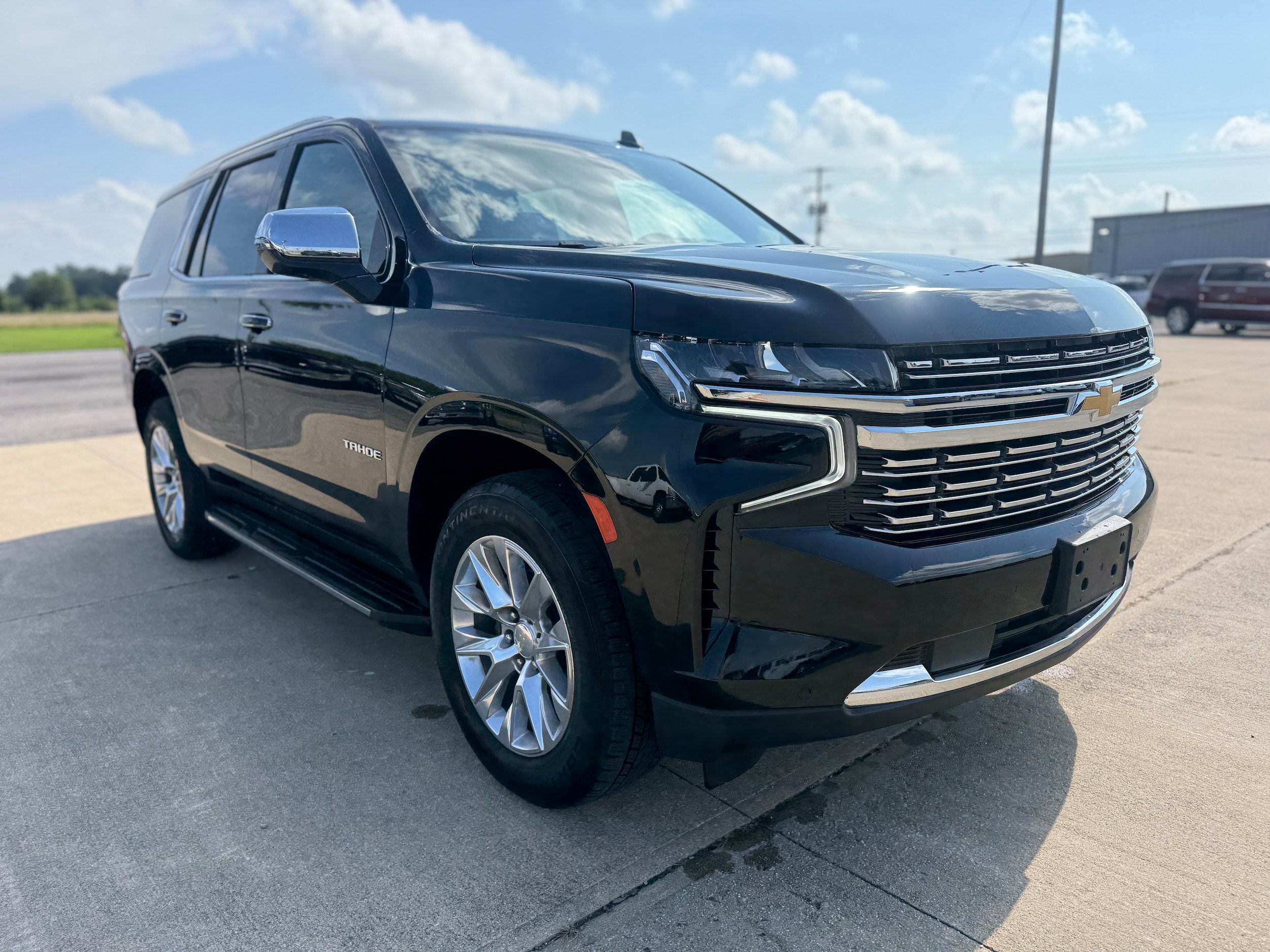 Used 2022 Chevrolet Tahoe Premier AWD/4WD image 3