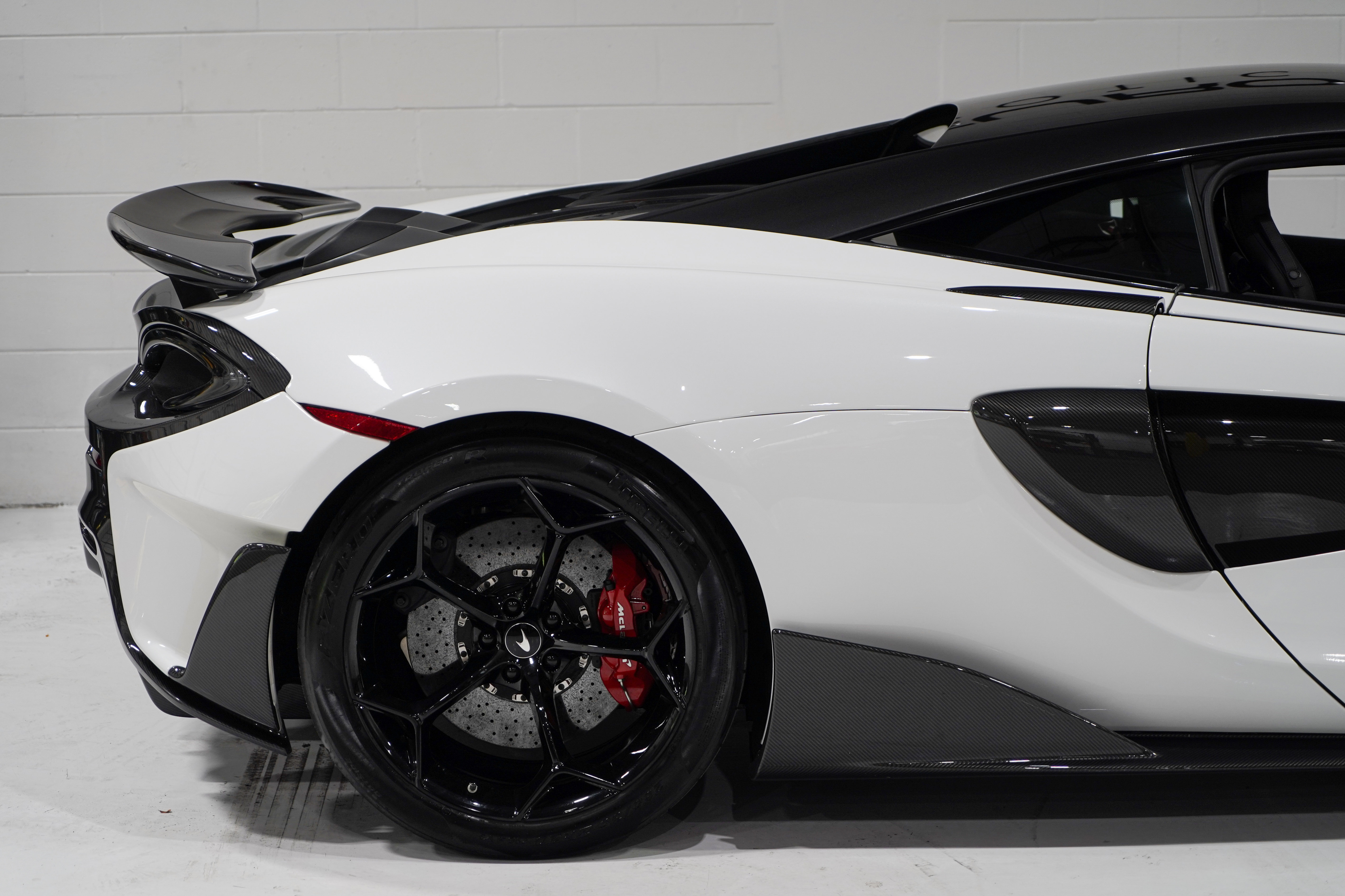 Used 2019 McLaren 600LT RWD image 20