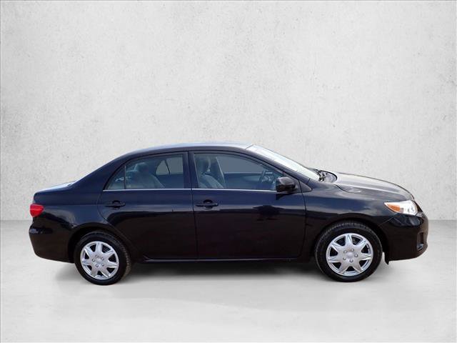 Used 2013 Toyota Corolla LE FWD image 4