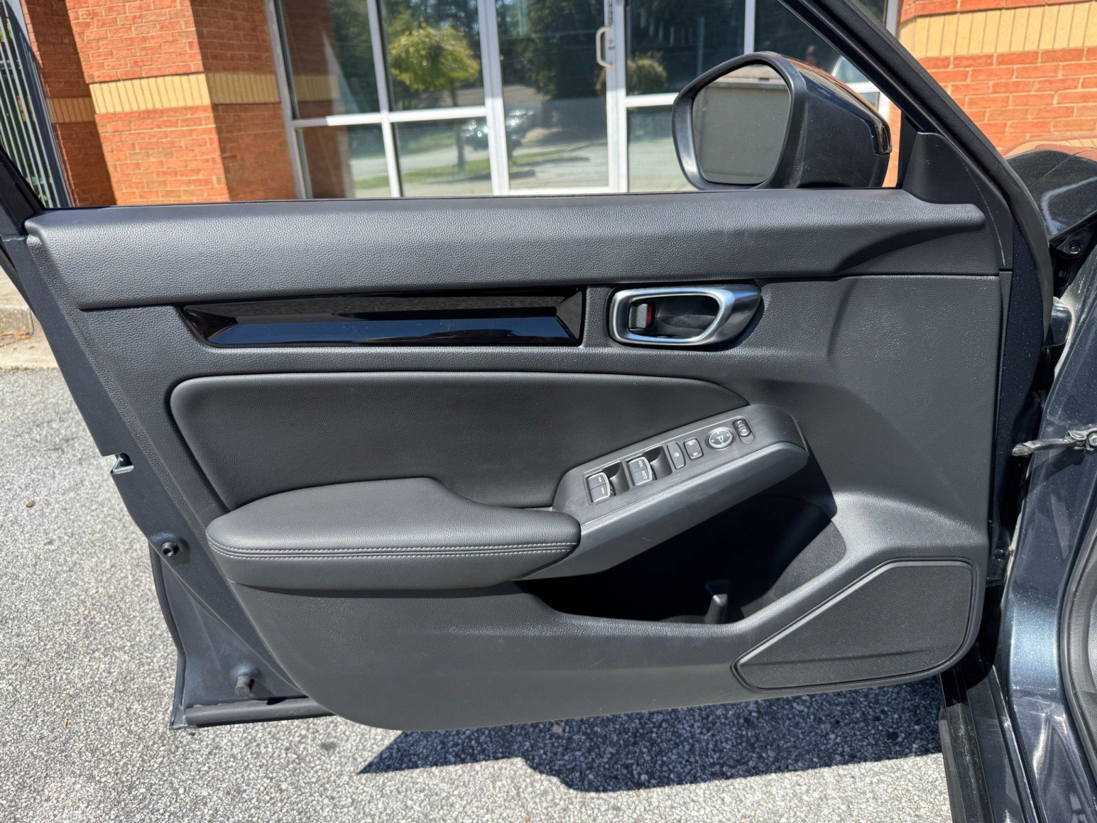 Used 2022 Honda Civic EX-L image 37