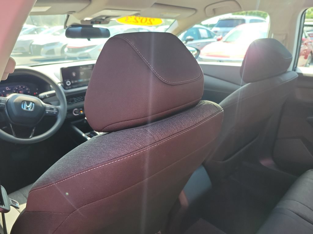 Used 2023 Honda Accord LX image 12