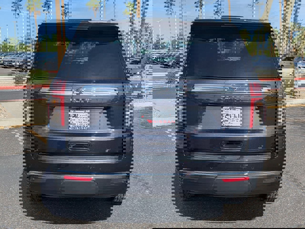 Used 2022 Chevrolet Tahoe LT w/ Luxury Package AWD/4WD image 5