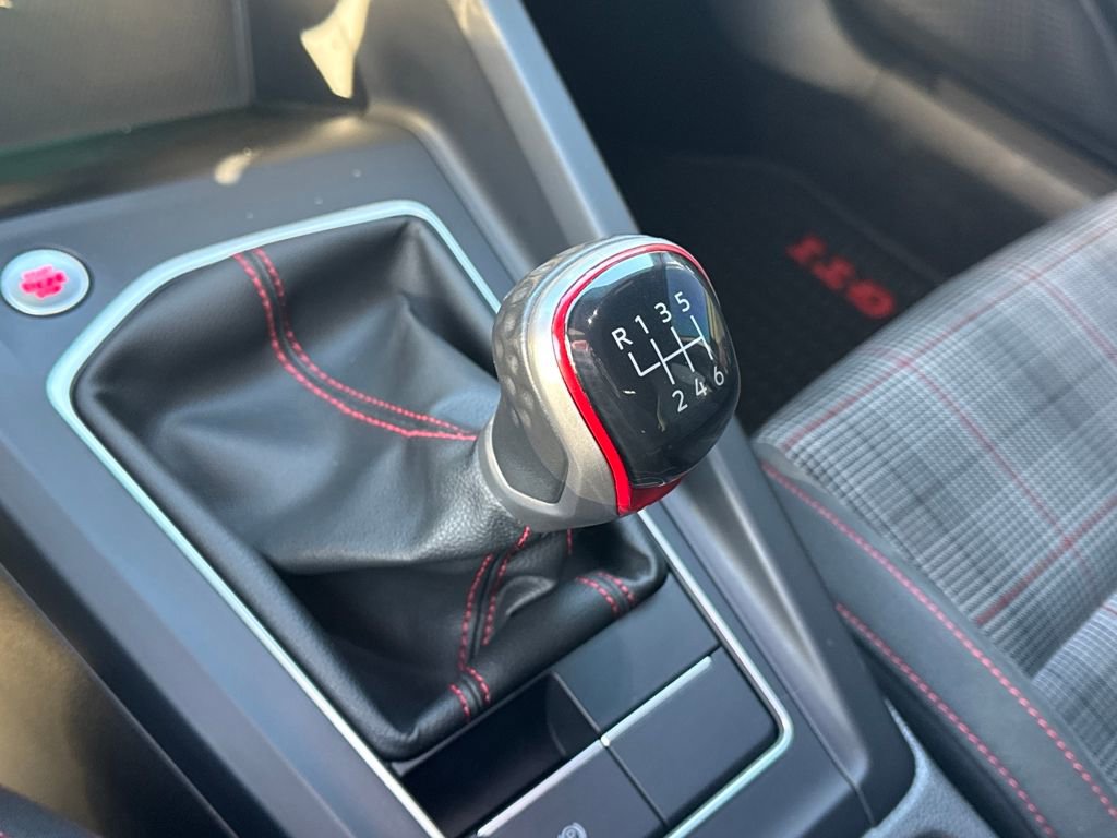 Used 2022 Volkswagen GTI S image 16