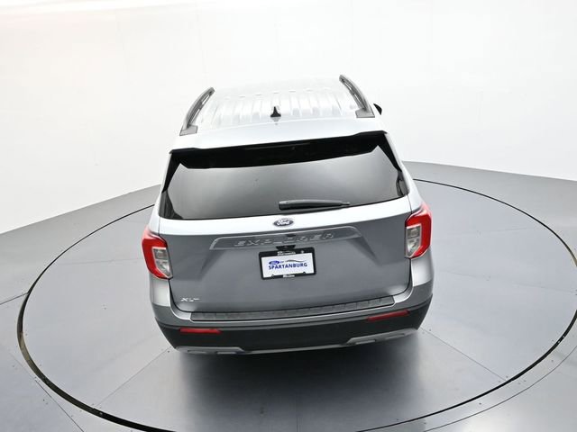 Used 2023 Ford Explorer XLT w/ Equipment Group 202A image 23