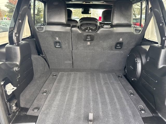 Used 2019 Jeep Wrangler Unlimited Sahara image 45