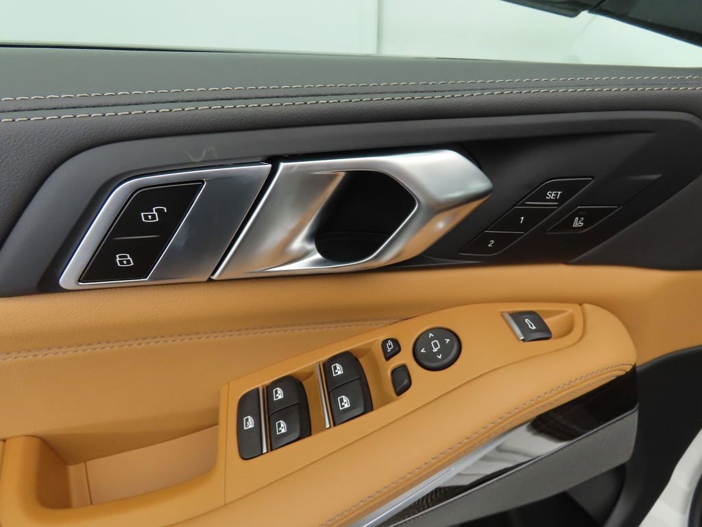 New 2026 BMW X5 xDrive40i w/ M Sport Package image 23