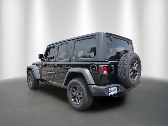 Used 2025 Jeep Wrangler Unlimited Sport AWD/4WD image 3