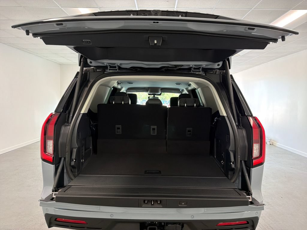 New 2027 Ford Expedition Active RWD image 8