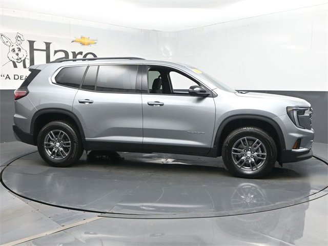 Used 2025 GMC Acadia Elevation