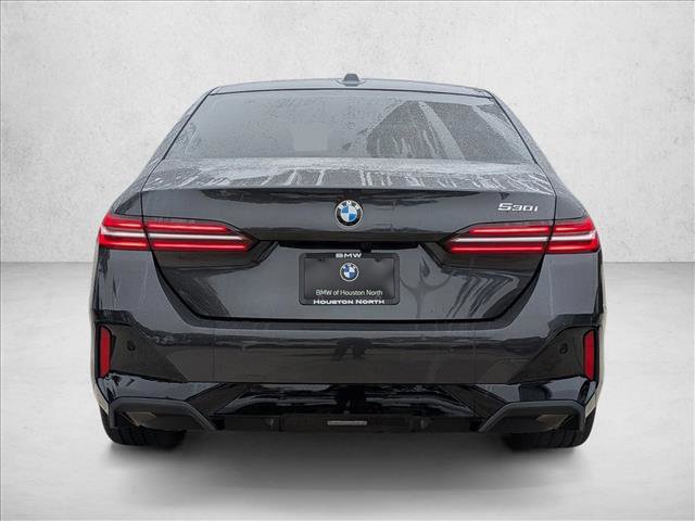 Used 2026 BMW 530i w/ M Sport Package image 7