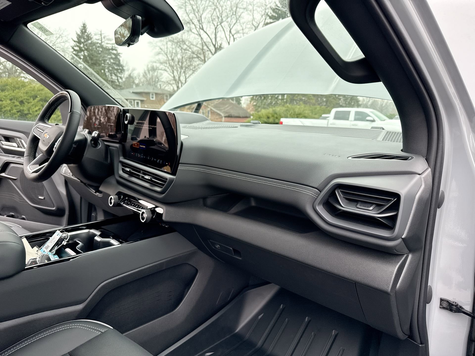 New 2026 Chevrolet Silverado EV LT image 63
