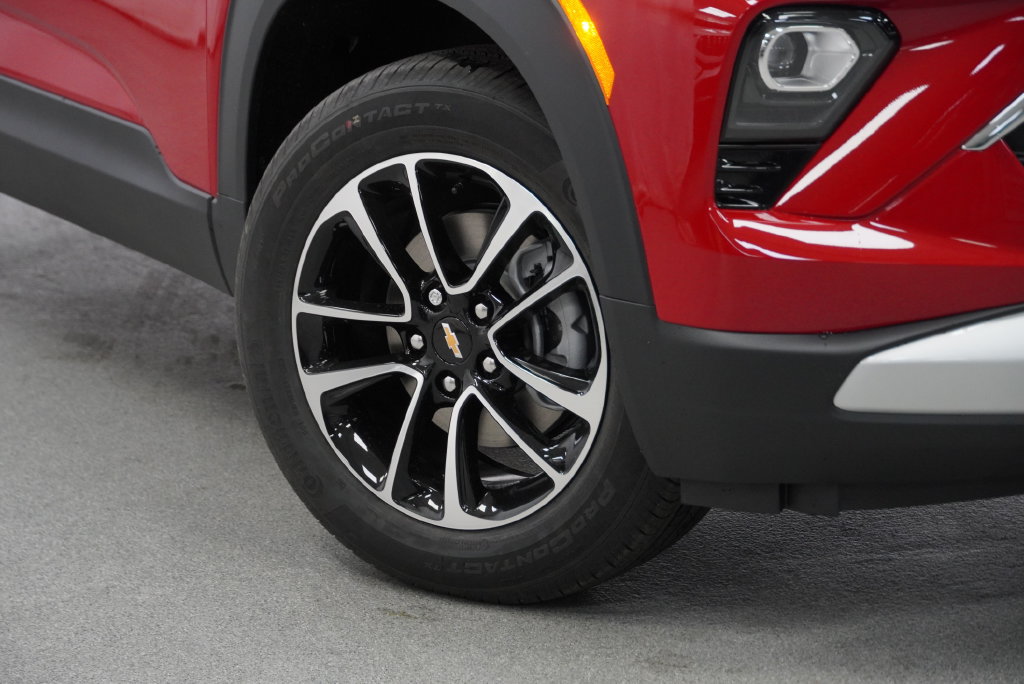 New 2026 Chevrolet TrailBlazer LT w/ Convenience Package AWD/4WD image 8