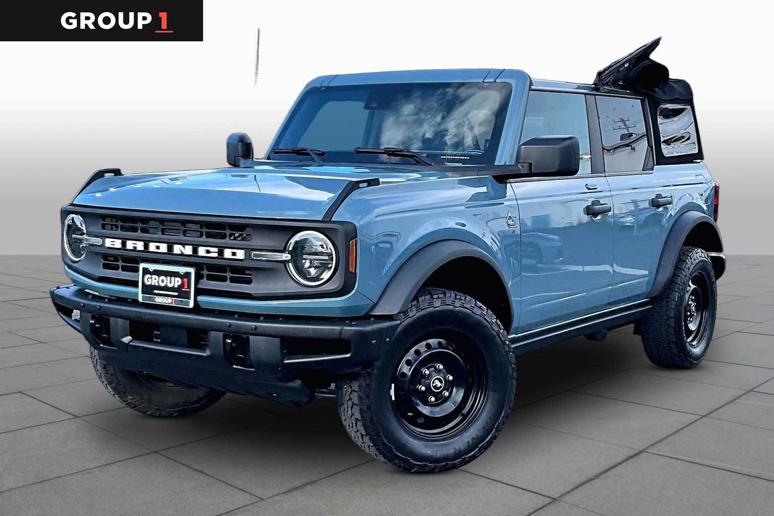 Used 2023 Ford Bronco Black Diamond AWD/4WD image 1
