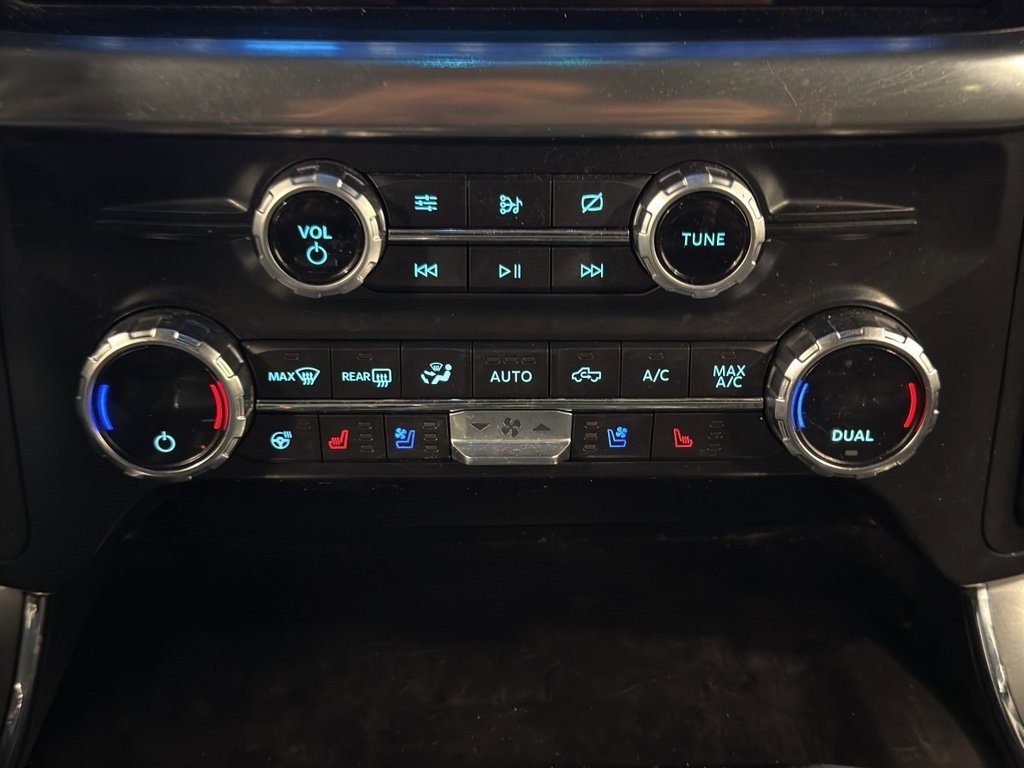 Certified 2021 Ford F150 Lariat w/ Equipment Group 502A High image 24