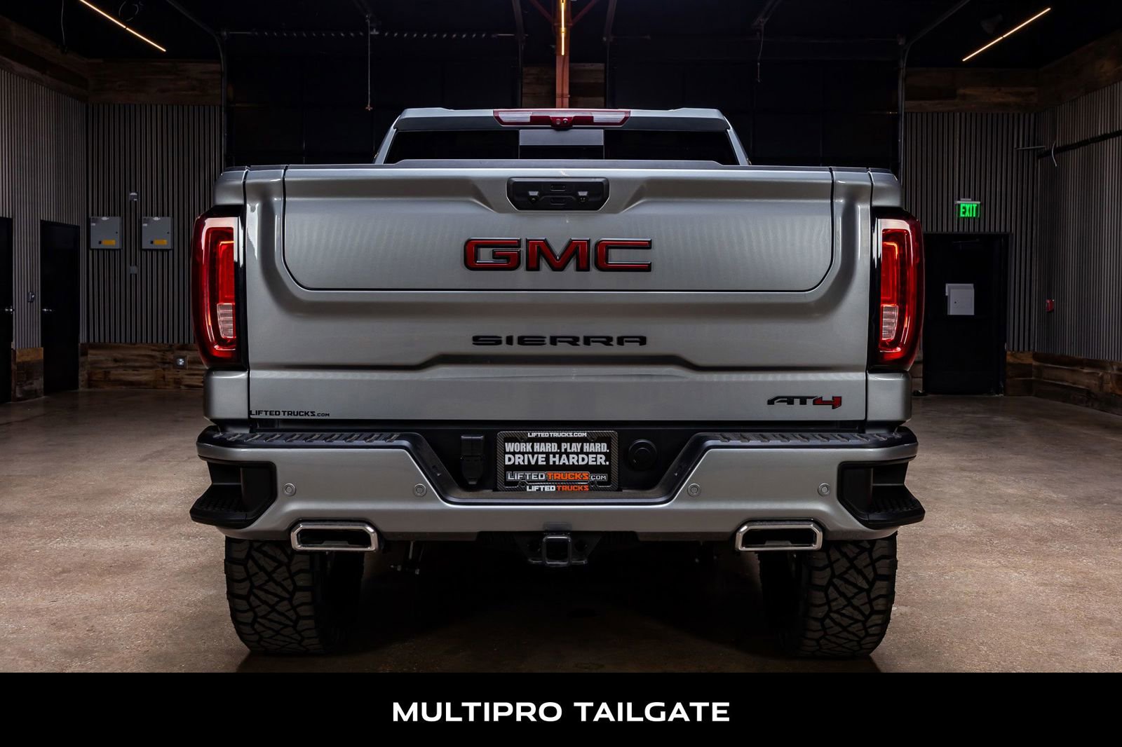 Used 2025 GMC Sierra 1500 AT4 w/ AT4 Premium Package image 8