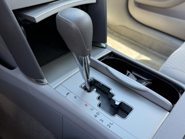 Used 2009 Toyota Camry LE FWD image 17