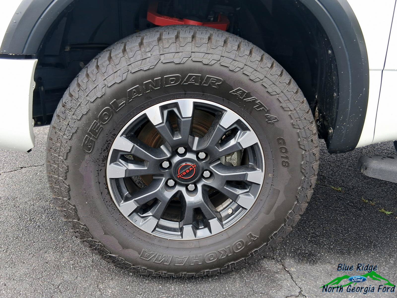 Used 2024 Nissan Titan PRO-4X w/ Pro-4x Convenience Package AWD/4WD image 9