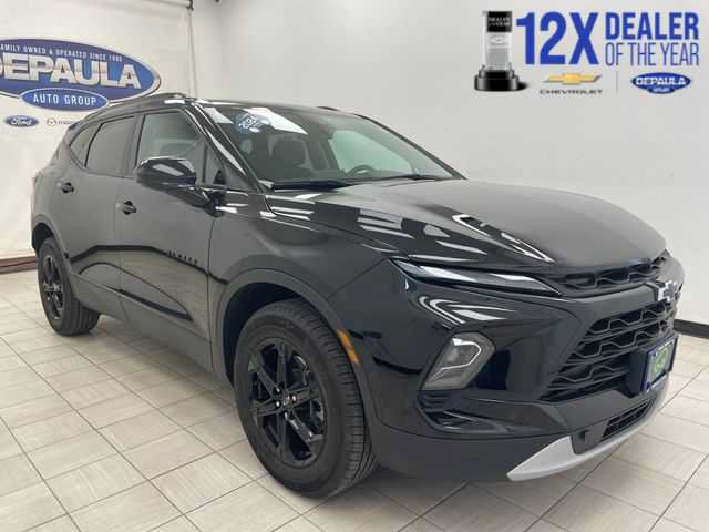 Used 2024 Chevrolet Blazer LT w/ Blazer LT Plus Package AWD/4WD image 1