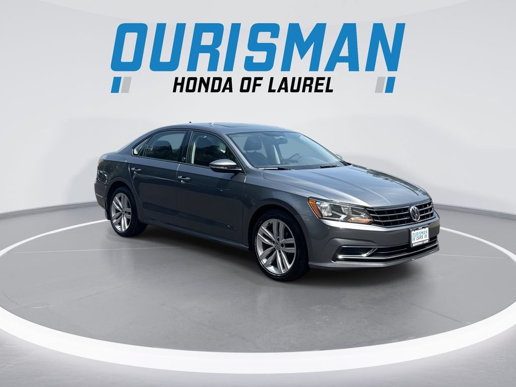 Used 2019 Volkswagen Passat 2.0T Wolfsburg w/ Wheels & Sunroof Package FWD image 2