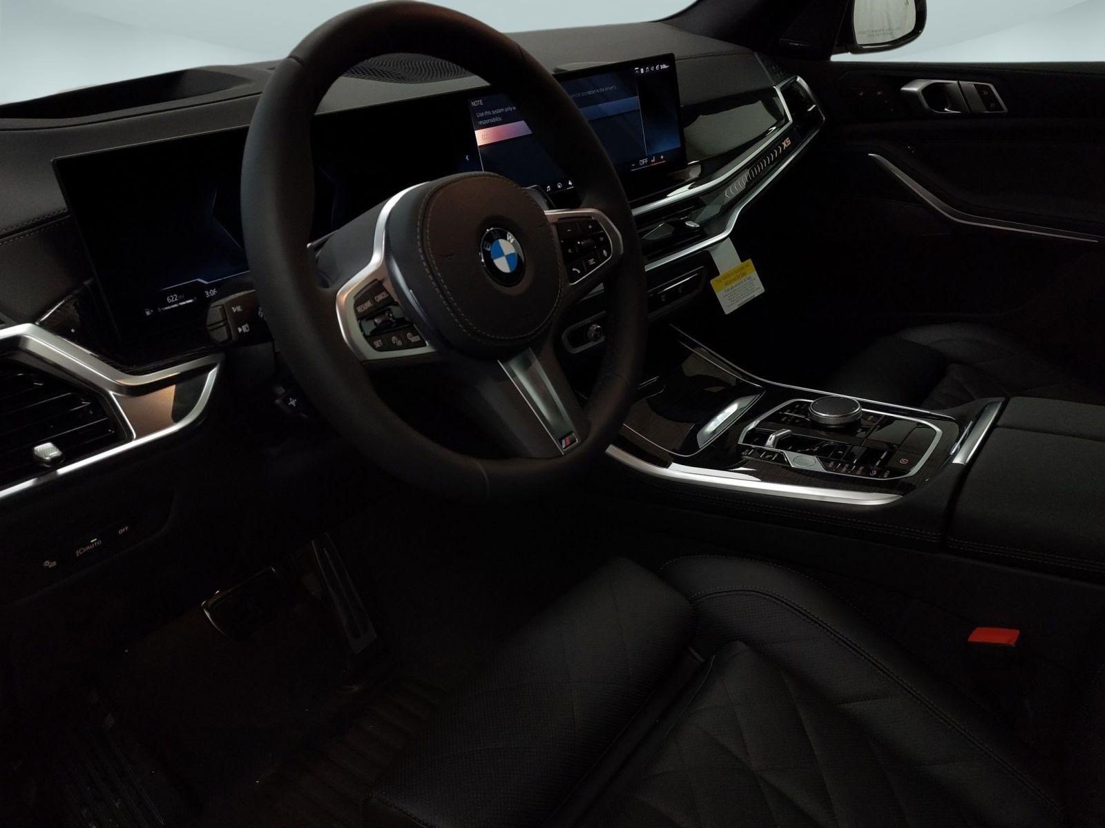 Used 2026 BMW X5 xDrive40i w/ M Sport Package AWD/4WD image 4