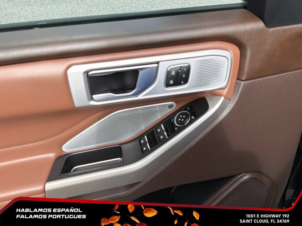 Used 2023 Ford Explorer King Ranch w/ Technology Package RWD image 11